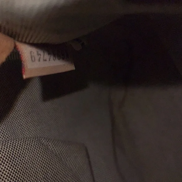 Dooney & Bourke GUC with callouts bucket bag - Picture 5 of 10